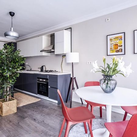 Central Flat With Sleek Interior In Sisli Estambul Exterior foto