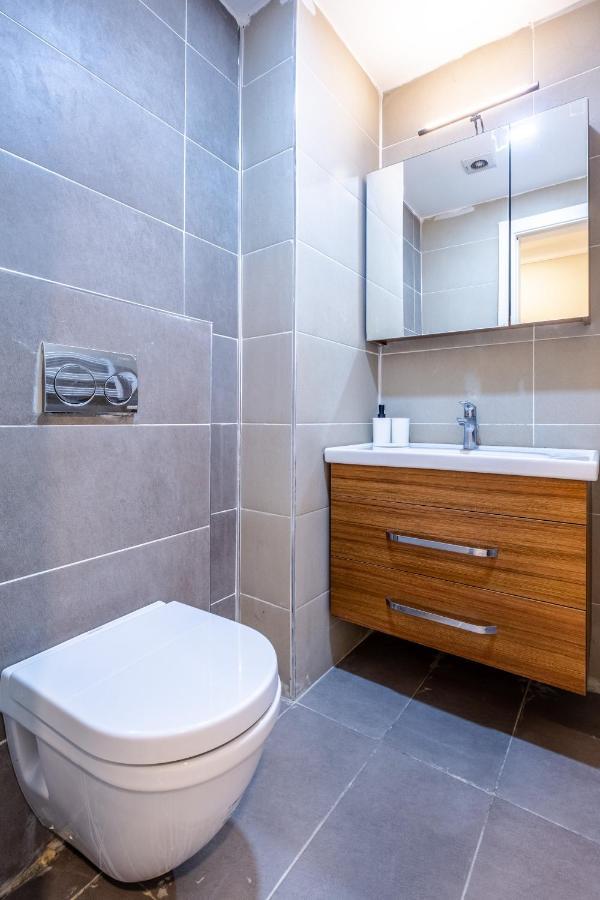 Central Flat With Sleek Interior In Sisli Estambul Exterior foto
